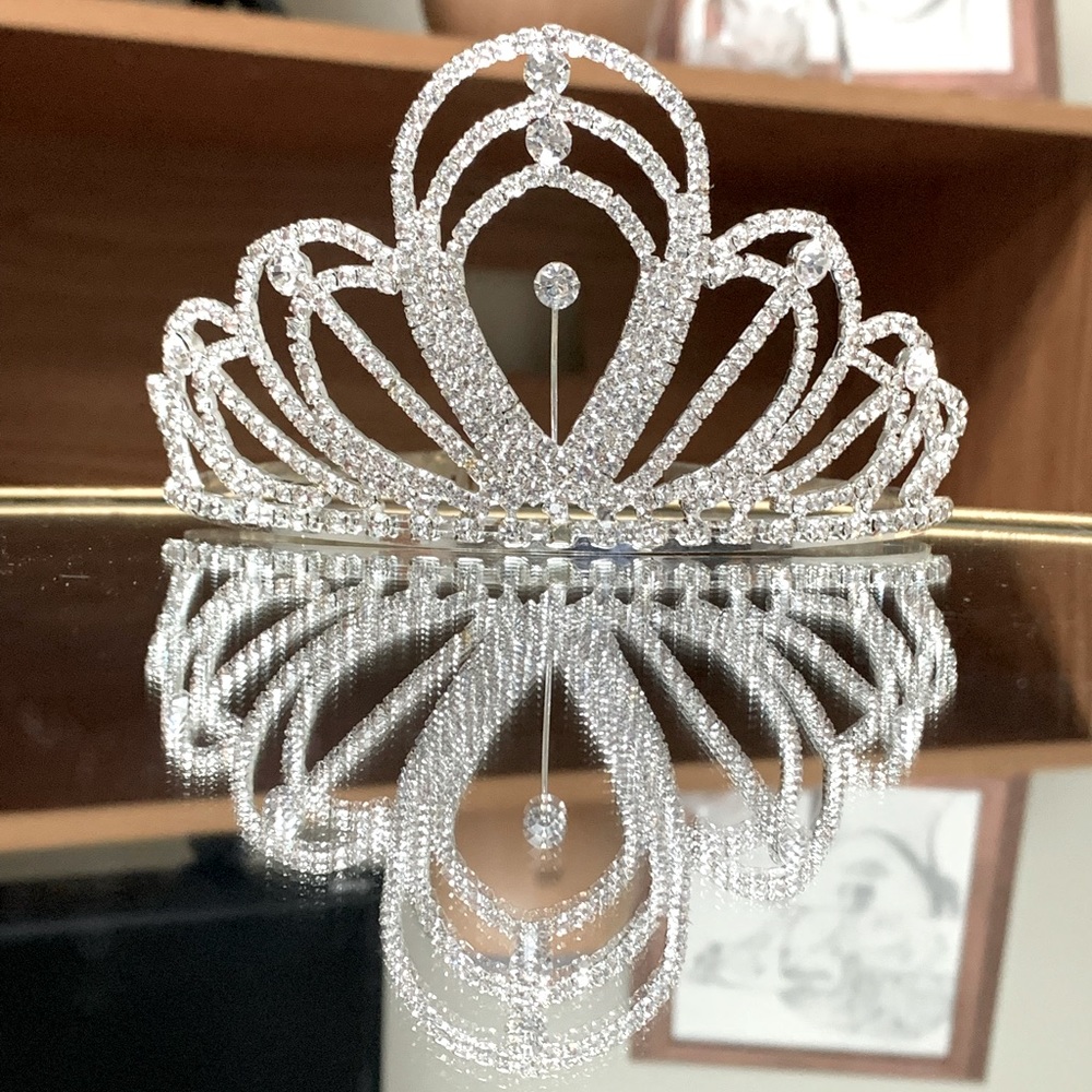 Tiara Crown